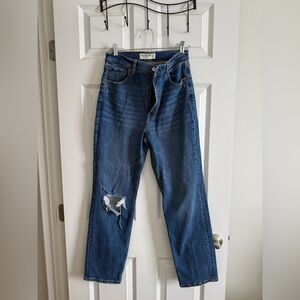 Abercrombie & Fitch Ankle Straight Jeans
